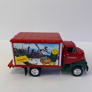 Remington 1st Gear GMC Dry Goods Vintage Metal Truck